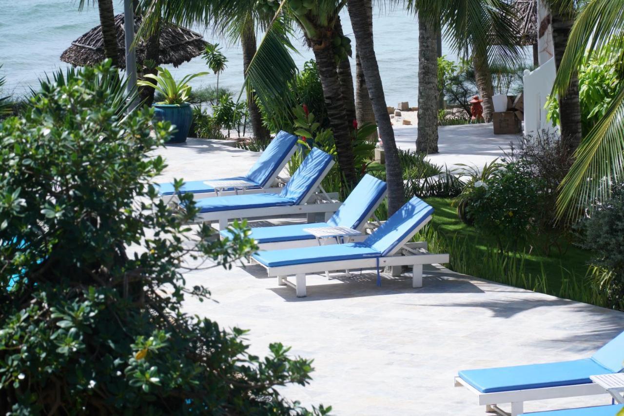 Ravenala Muine Resort ファンティエット エクステリア 写真